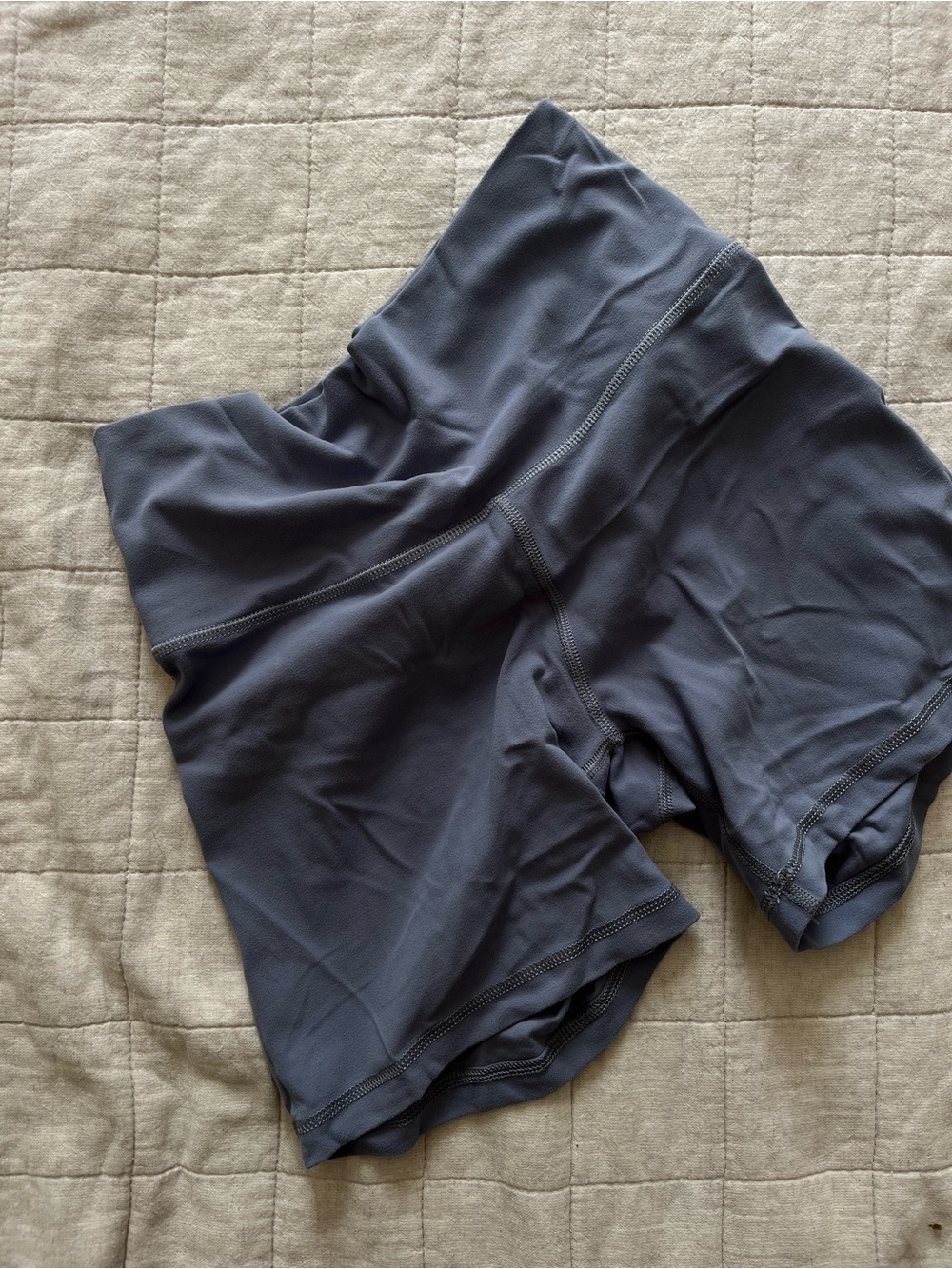 Aritzia TNA Bike Shorts, 5” (M)